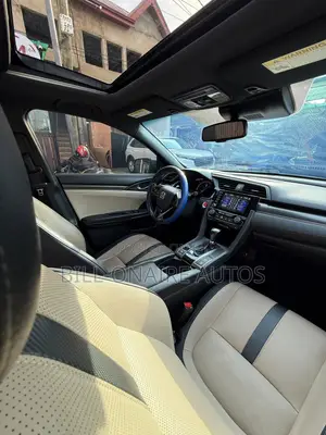 Honda Civic Sport Touring Hatchback 2019 Gray