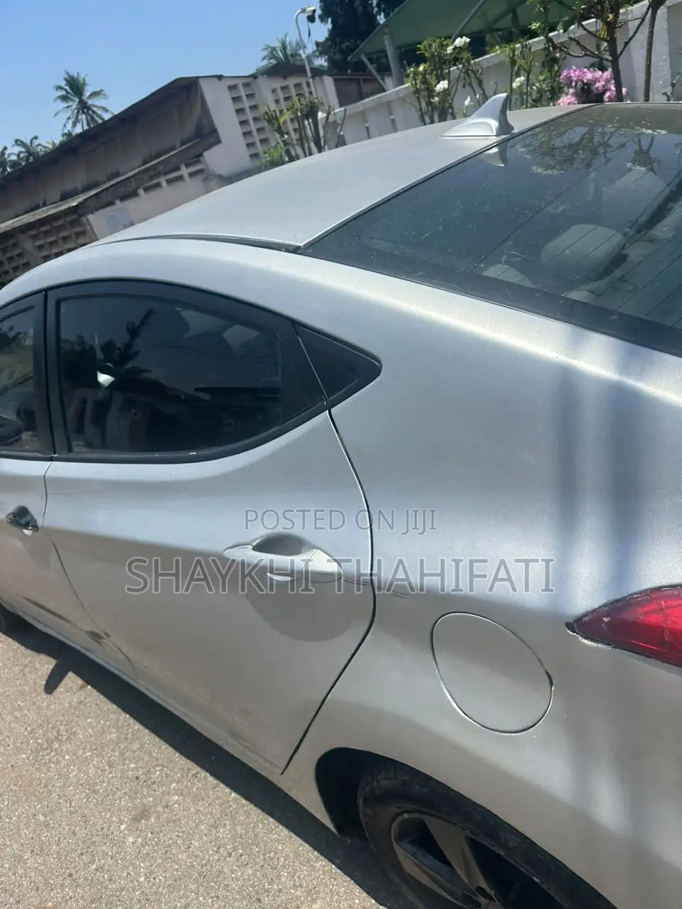 Hyundai Elantra GLS Sedan FWD (1.8L 4cyl 6A) 2013 Gray