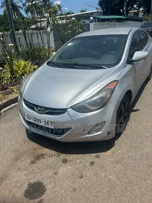 Hyundai Elantra GLS Sedan FWD (1.8L 4cyl 6A) 2013 Gray