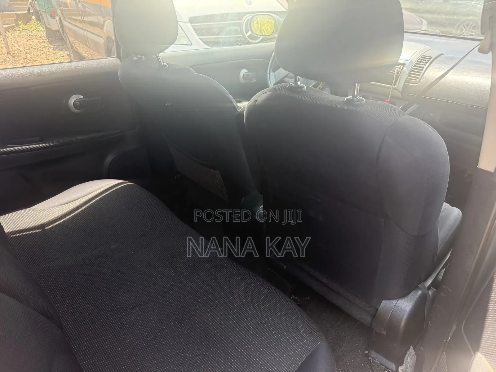 Nissan Note 1.6 Petrol 2013 Gray