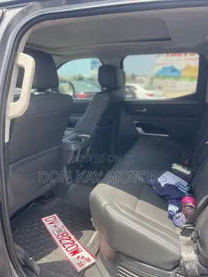 Toyota Tundra 2024 Black