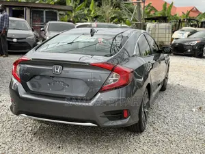 Honda Civic Touring Sedan 2019 Gray