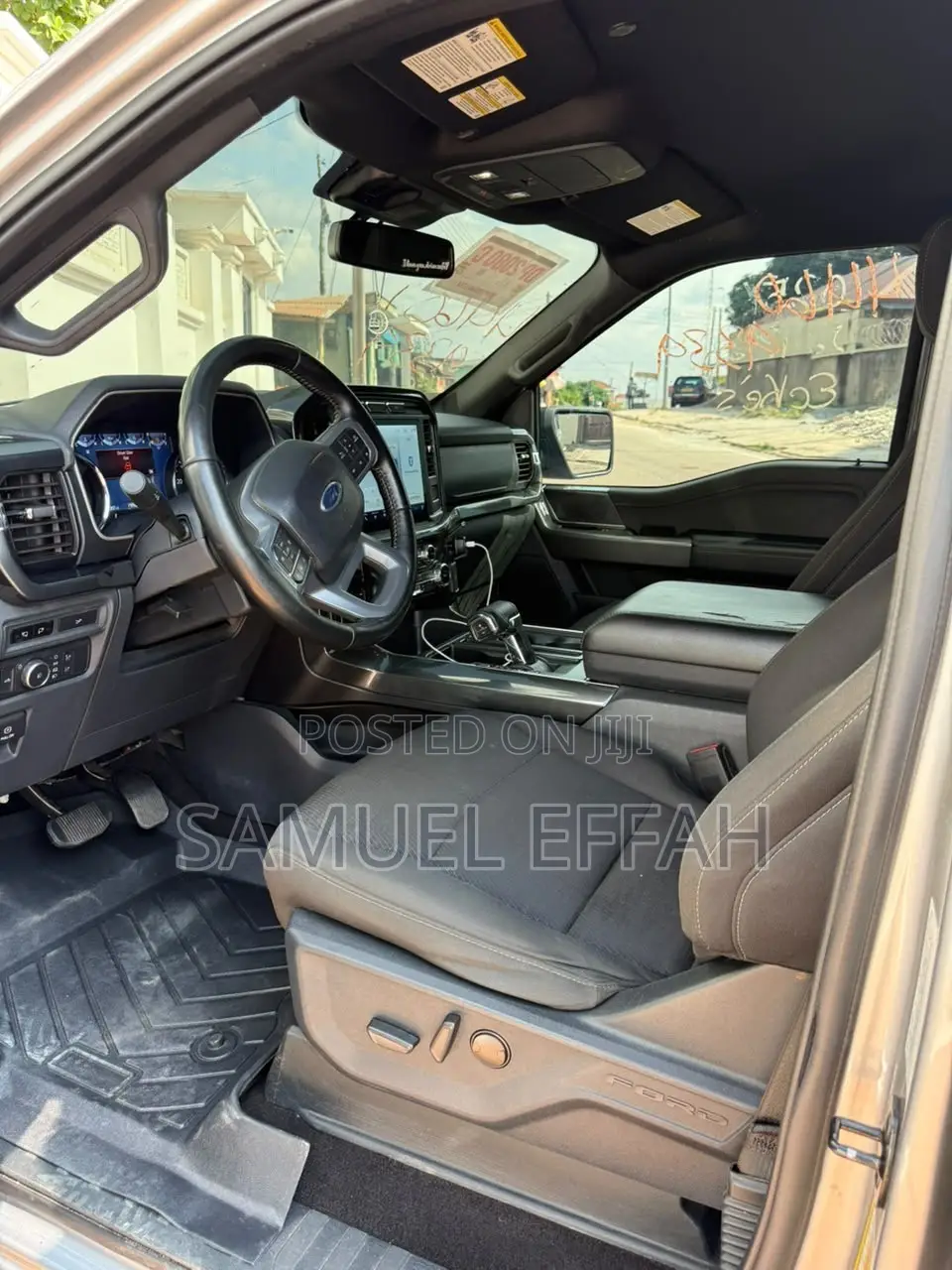 Ford F-150 XLT 2023 Silver