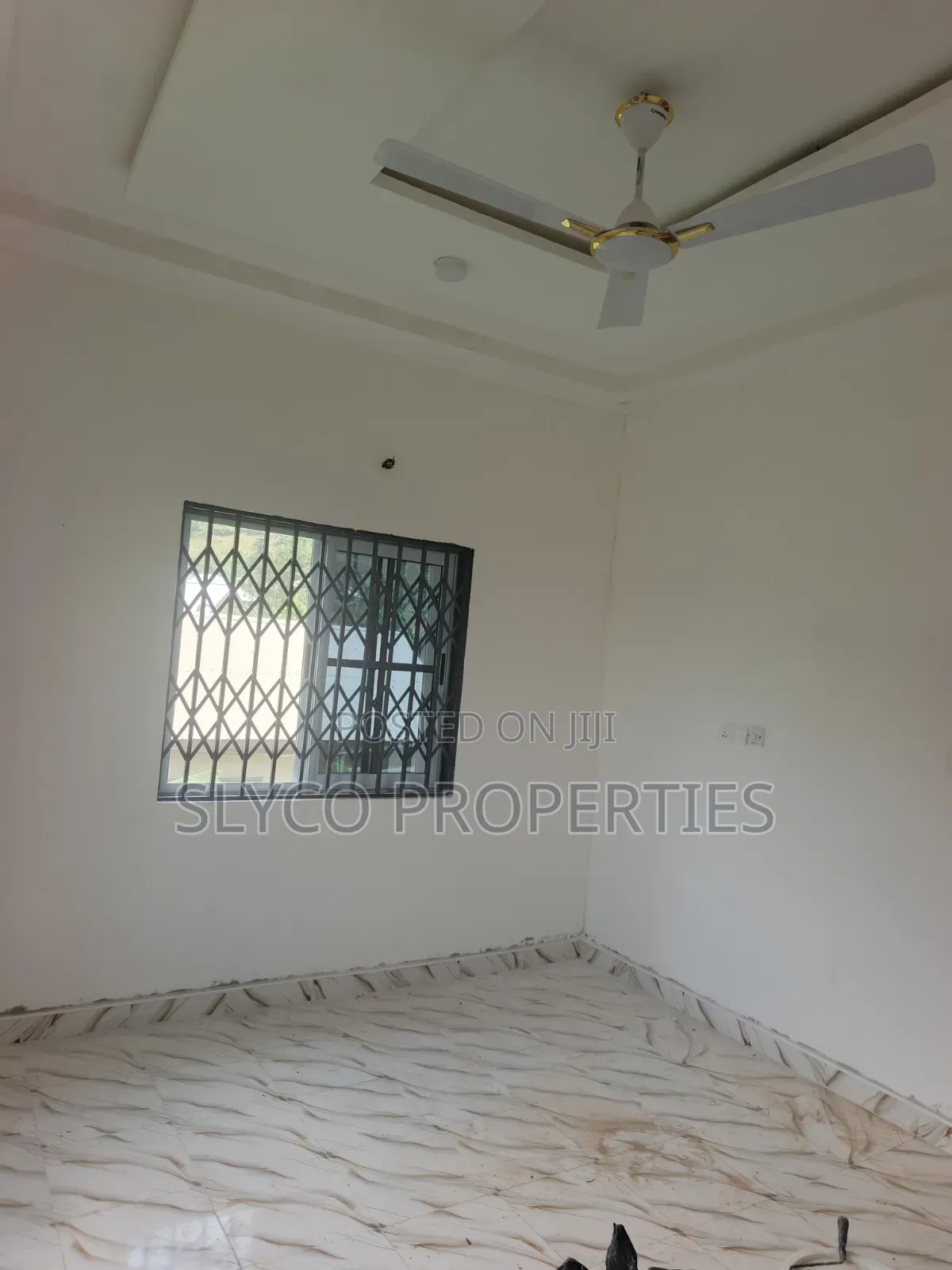 2bdrm Block of Flats in Koforidua Pipeline, New-Juaben Municipal