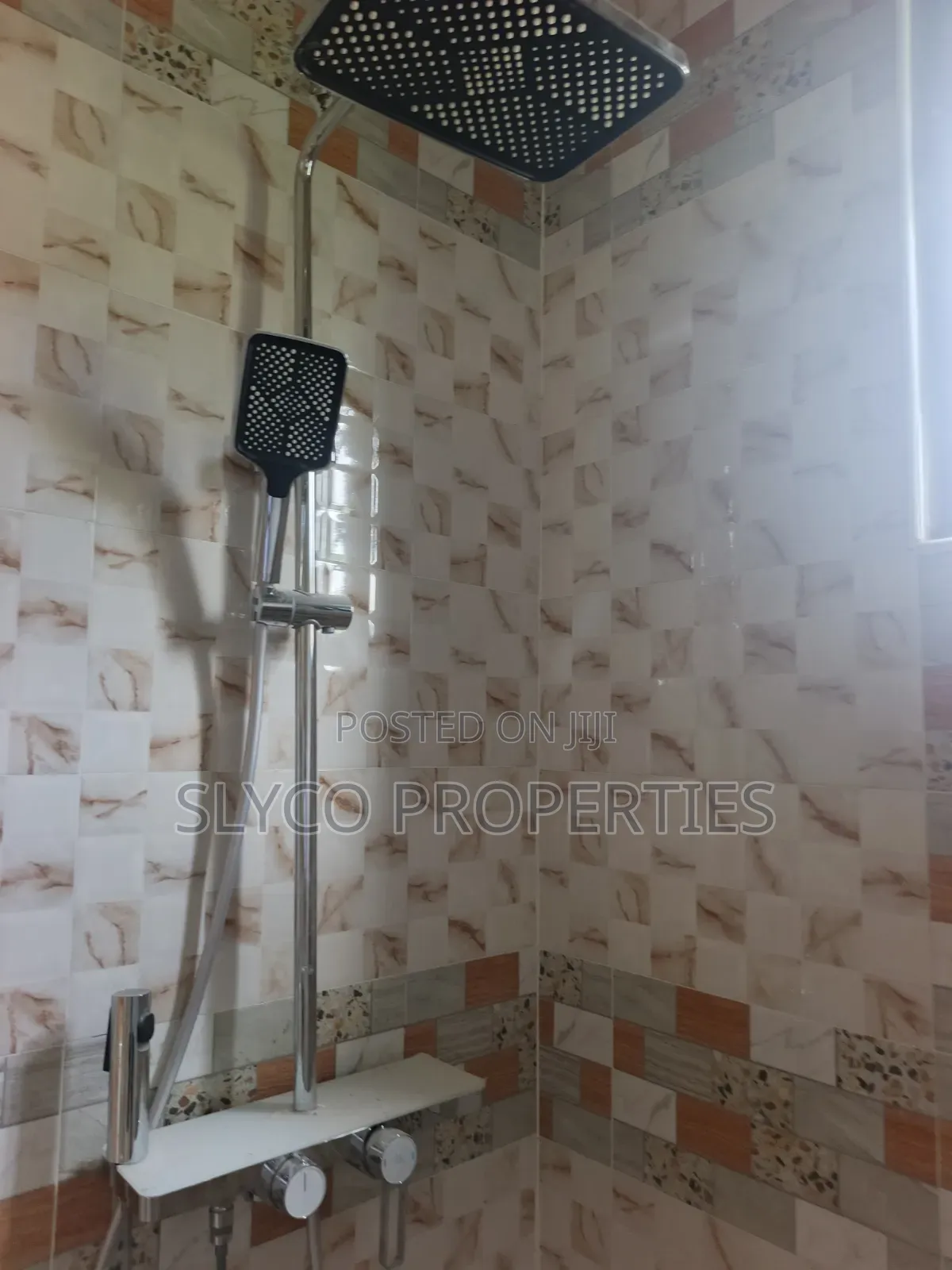 2bdrm Block of Flats in Koforidua Pipeline, New-Juaben Municipal