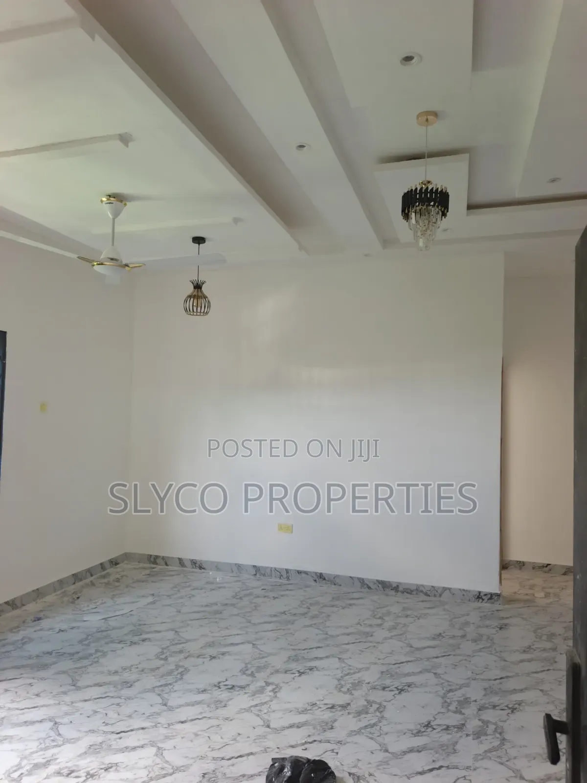 2bdrm Block of Flats in Koforidua Pipeline, New-Juaben Municipal