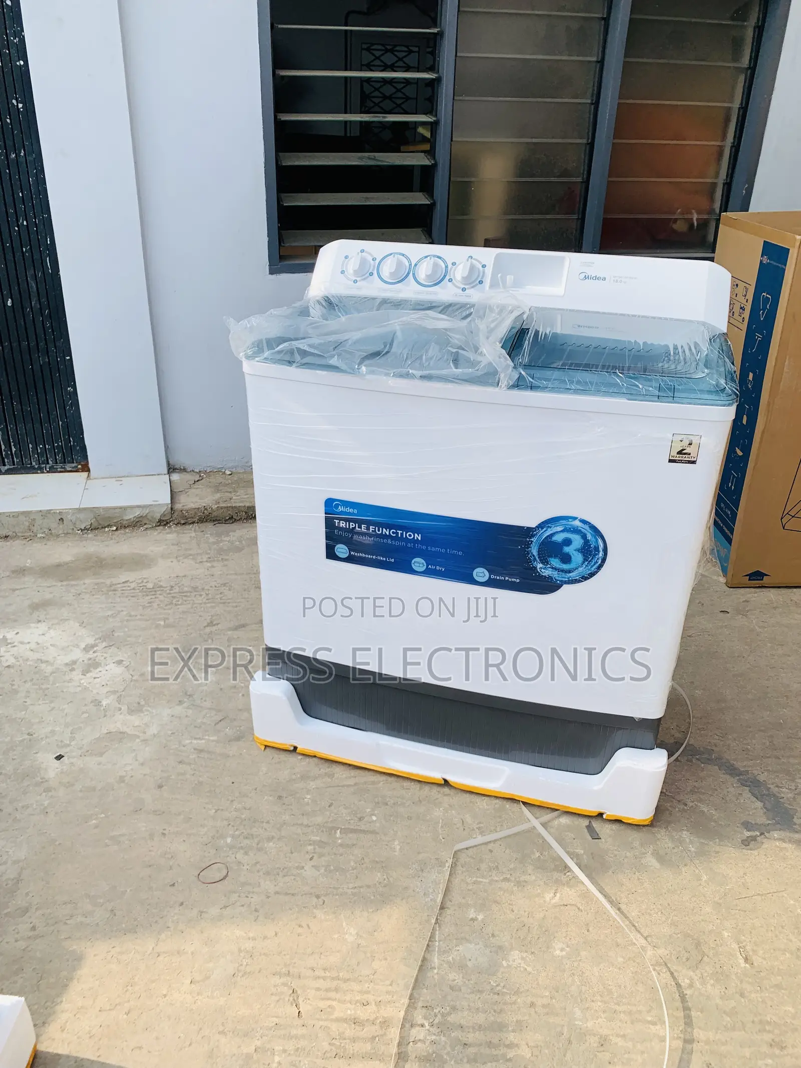 Ultra High Midea 18 KG Twin Tub Semi Automatic Washing  (MT100W180/WGH