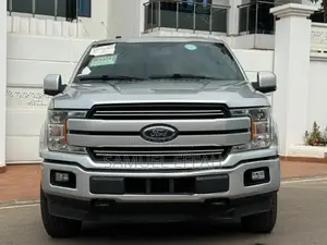 Ford F-150 Lariat 4x4 SuperCab Styleside 6.5 ft. box 145 in. WB 2018