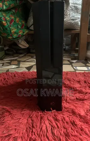 Uk Used Xbox One for Sale With One Wireless Controller