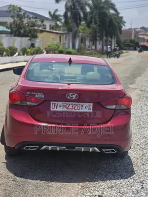 Hyundai Elantra 2014 Red