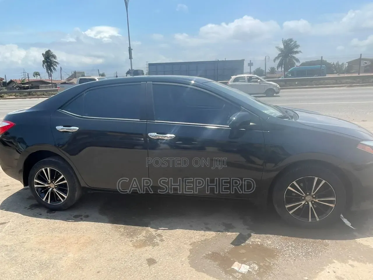 Toyota Corolla LE Premium 4dr Sedan (1.8L 4cyl CVT) 2016 Black
