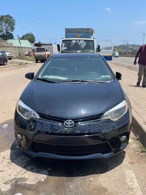 Toyota Corolla LE Premium 4dr Sedan (1.8L 4cyl CVT) 2016 Black