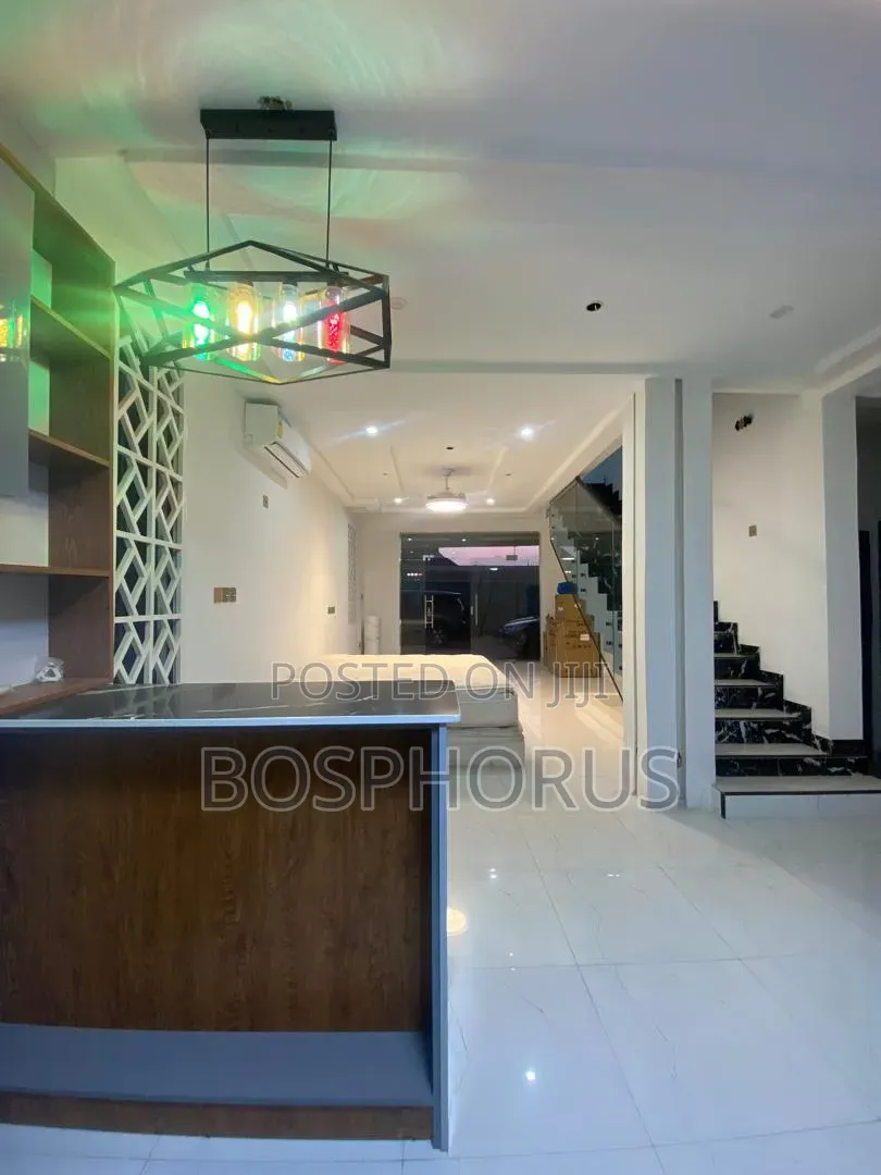 4bdrm House in Lapaz Nyamekye, Nyanmekye for rent