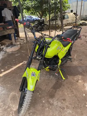 Honda X-Blade 160 2025 Green