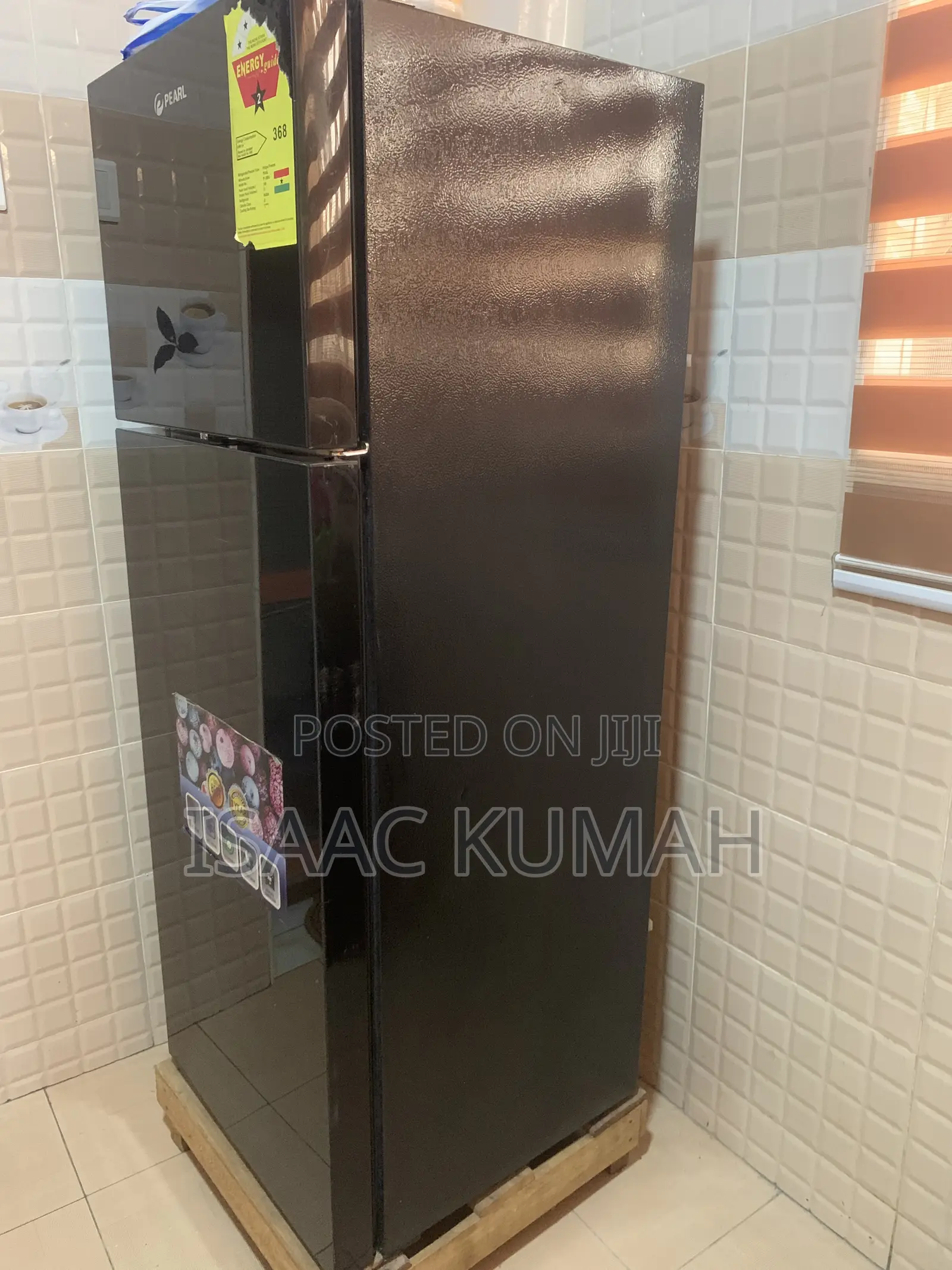 Kitchen Appliances (Refrigerator) Slightly Used