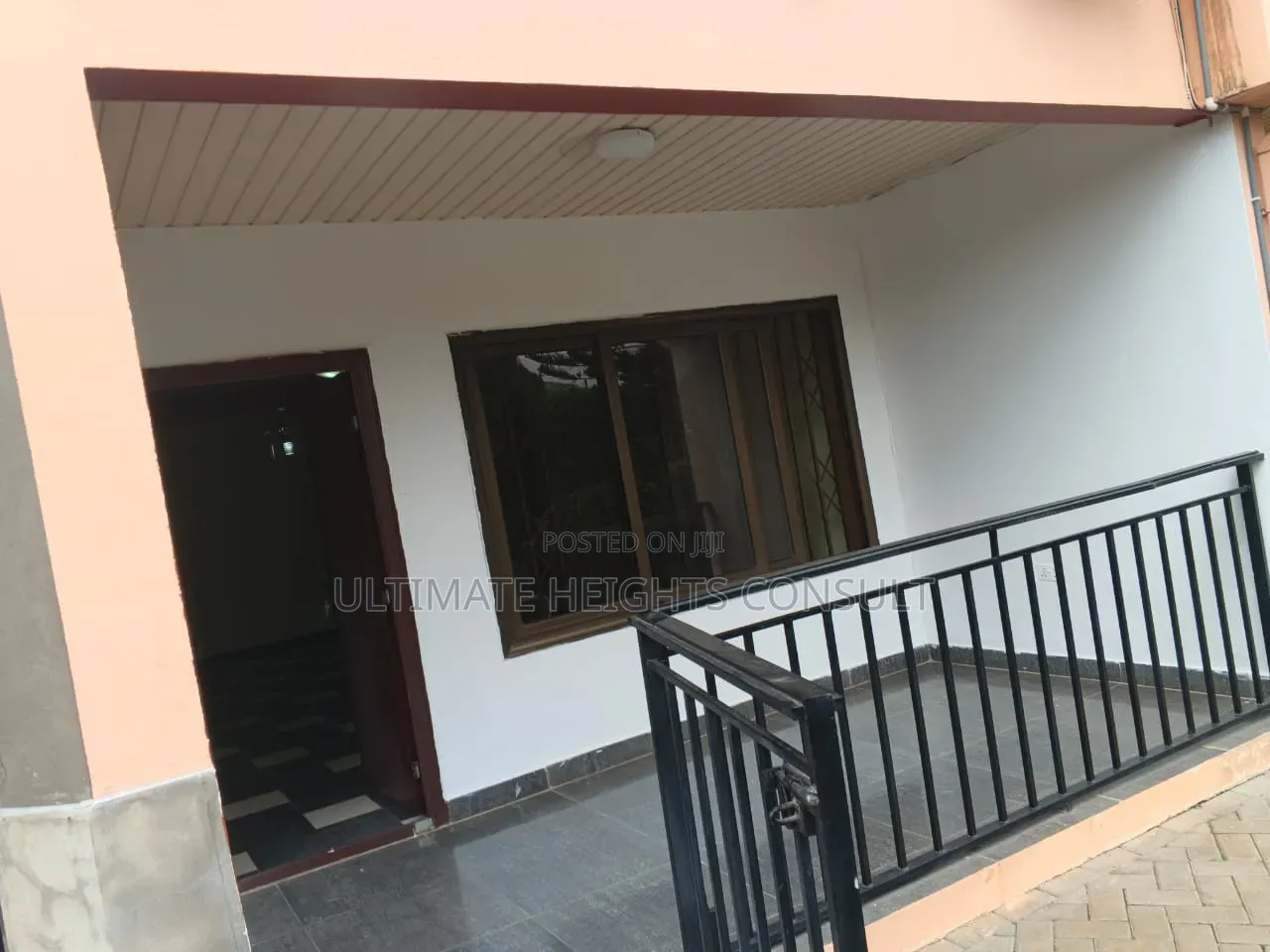 2bdrm Apartment in Nyamekye Lapaz, Nyanmekye for rent