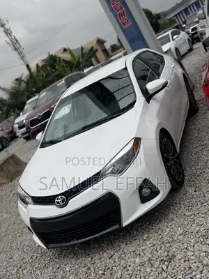 Toyota Corolla S 4dr Sedan (1.8L 4cyl CVT) 2016 White