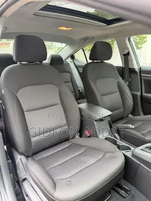 Hyundai Elantra 2018 White