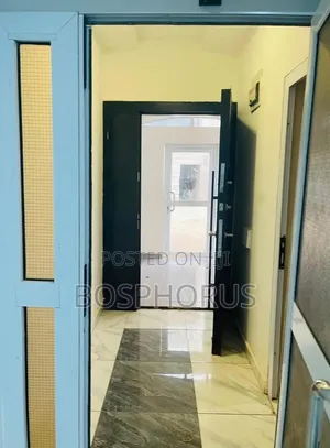 1bdrm Apartment in Lapaz Racecourse, Nyanmekye for rent