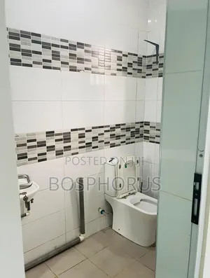 1bdrm Apartment in Lapaz Racecourse, Nyanmekye for rent