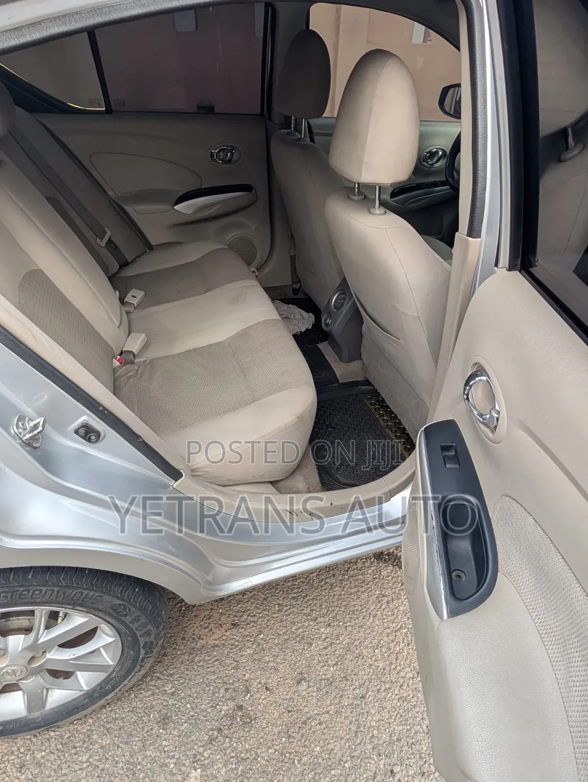 Nissan Almera 2014 Silver