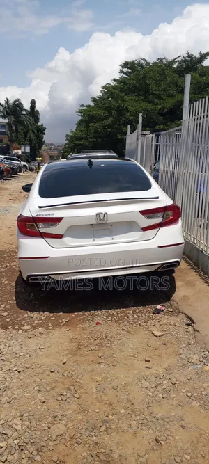 Honda Accord 2021 White