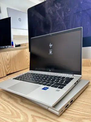 Laptop HP EliteBook 640 G9 16GB Intel Core i5 SSD 256GB