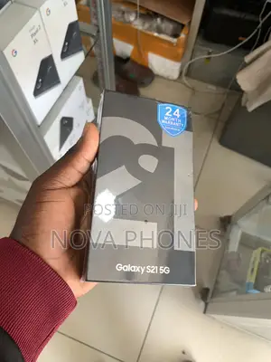 New Samsung Galaxy S21 5G 128 GB Blue