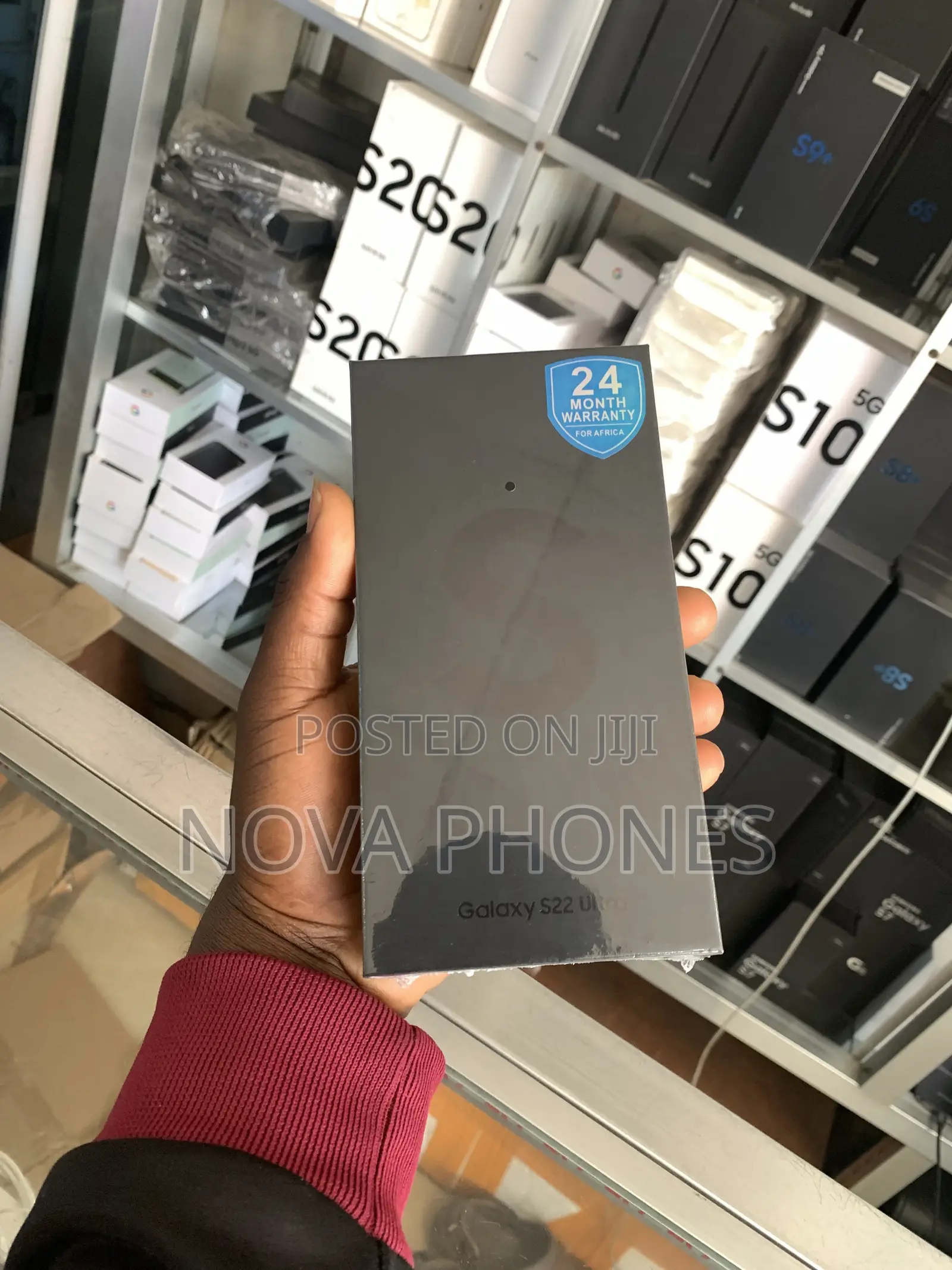 New Samsung Galaxy S22 Ultra 5G 256 GB Silver