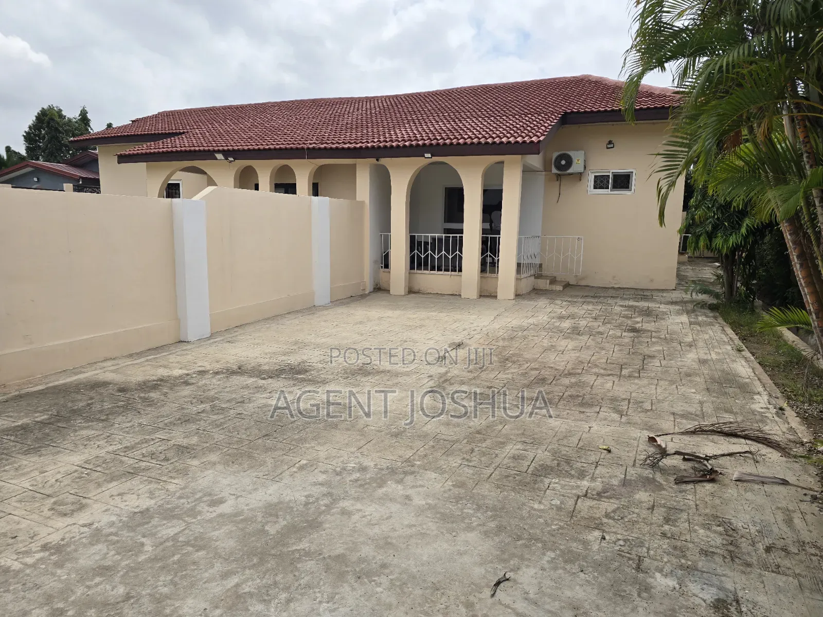 Furnished 2bdrm House in Manet Court Estate for rent