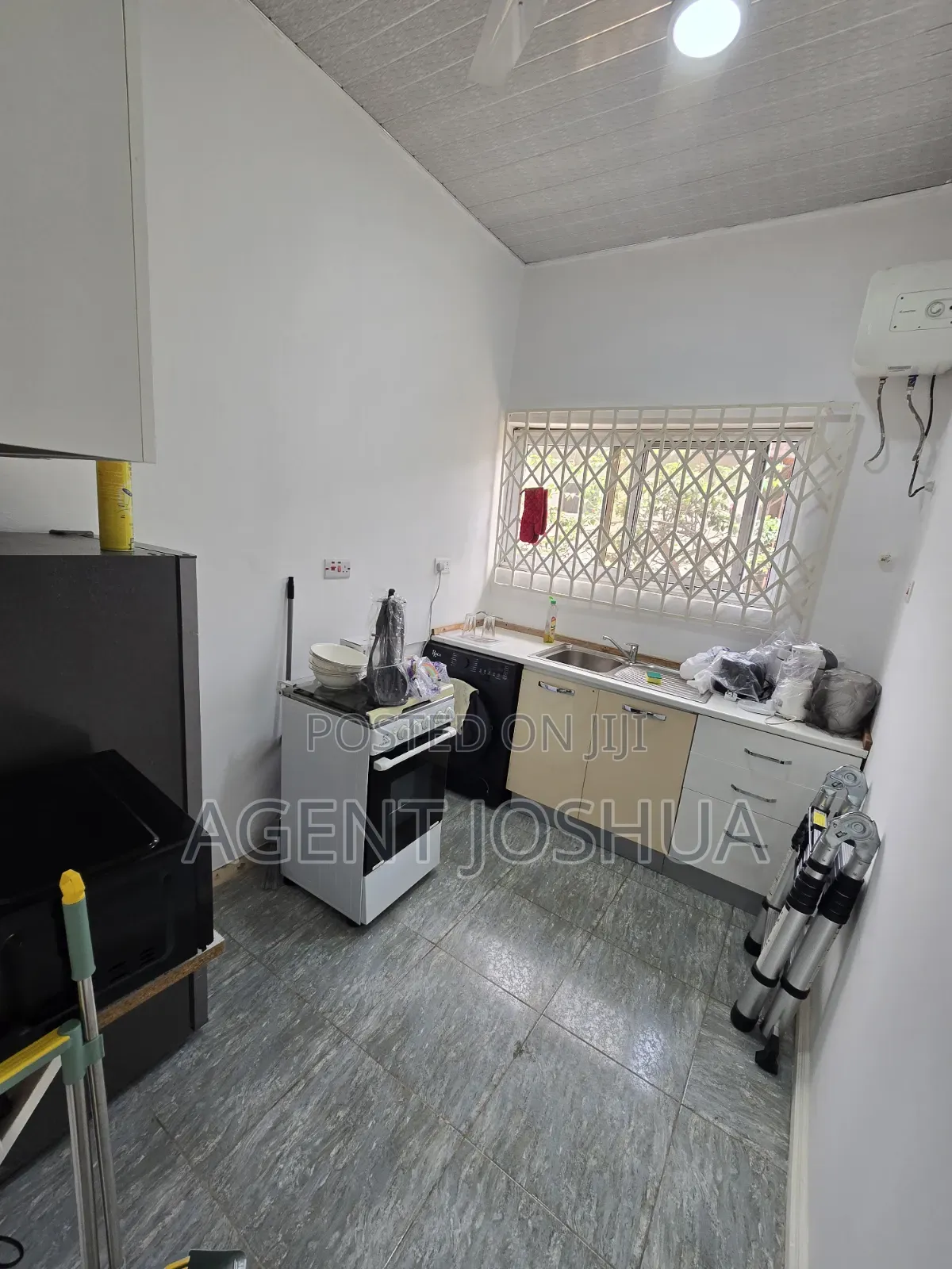 Furnished 2bdrm House in Manet Court Estate for rent