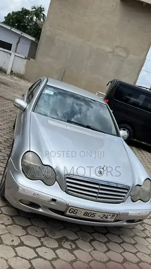 Mercedes-Benz C200 2007 Silver