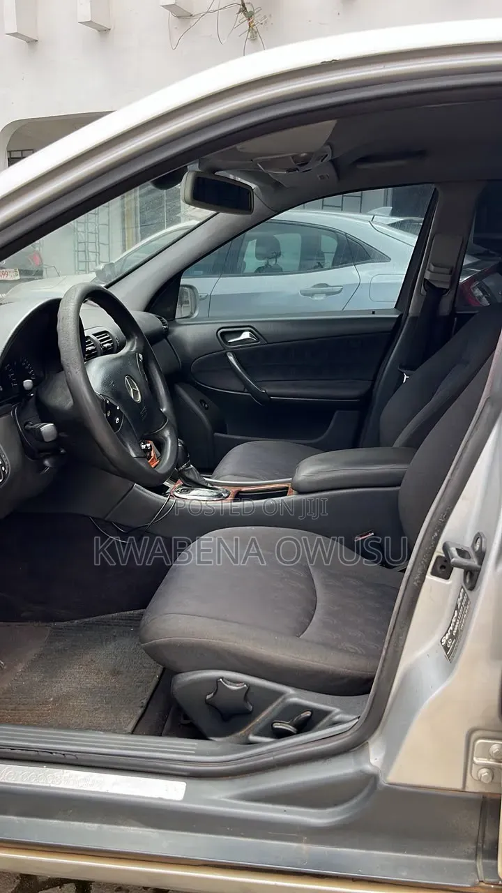 Mercedes-Benz C200 2007 Silver