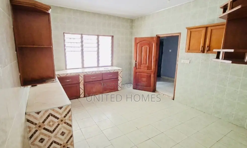 3bdrm Apartment in Lapaz for rent