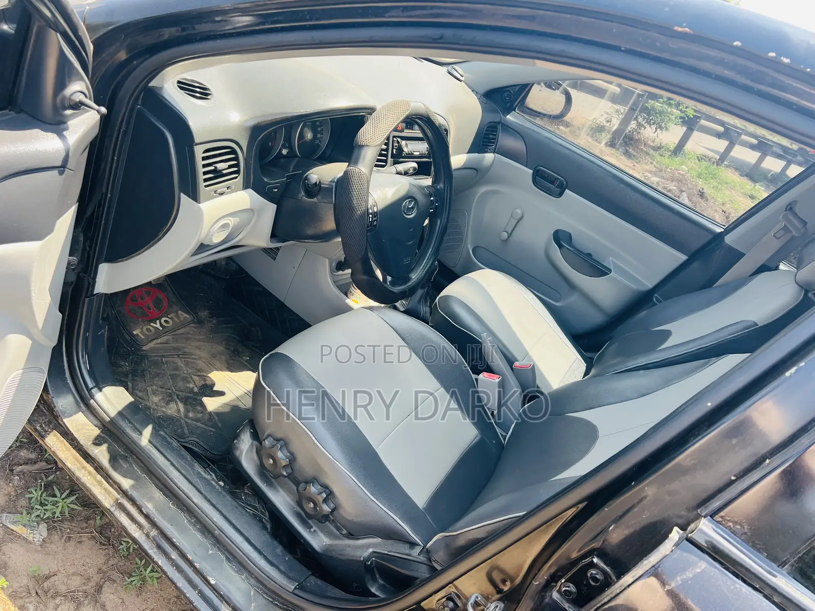 Hyundai Accent 2008 Black