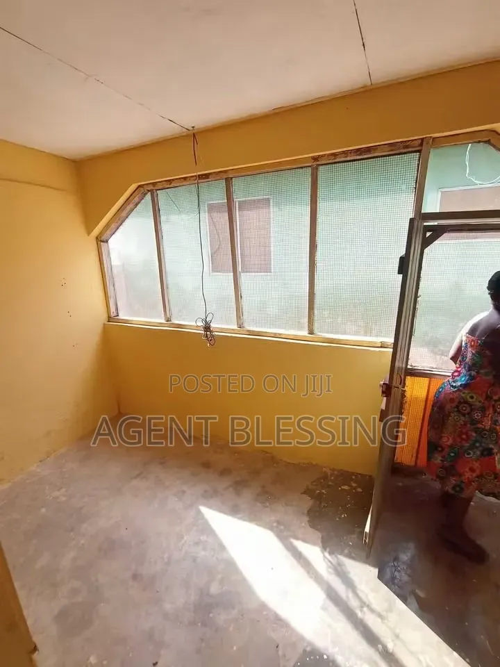 1bdrm Apartment in Ashaiman, Zenu, Lashibi for rent