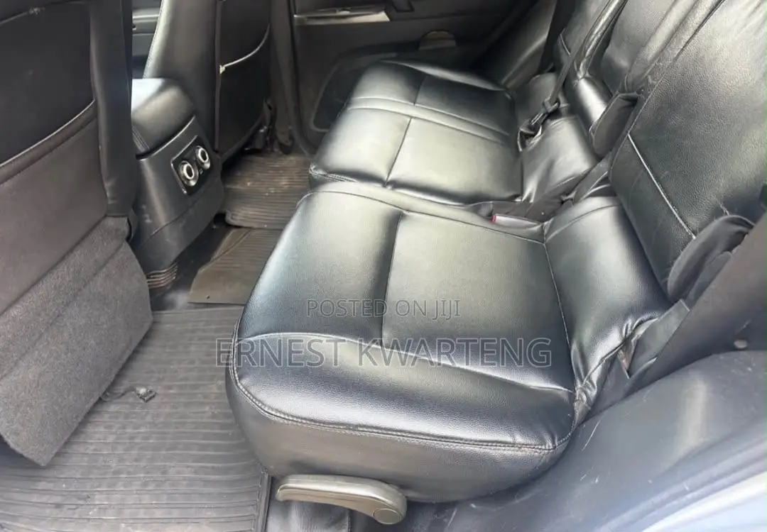Mitsubishi Pajero V80 3.0 VR-I 2016 Blue