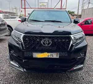 Toyota Land Cruiser Prado 2017 Black