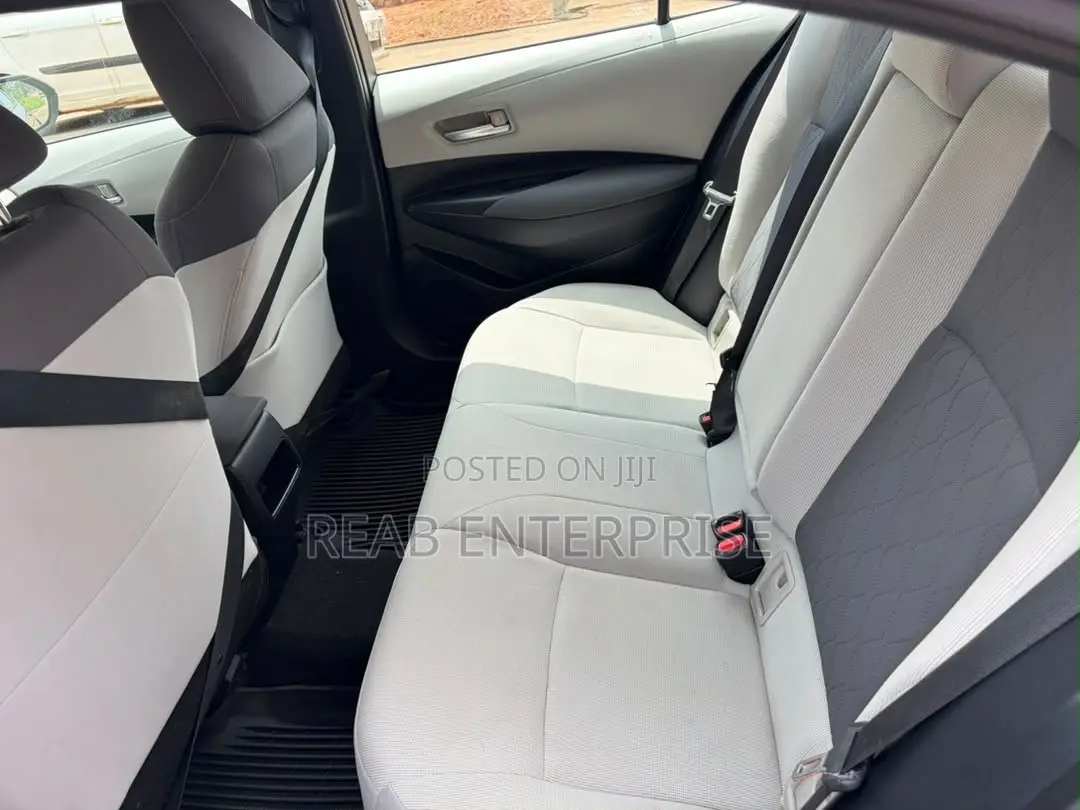 Toyota Corolla LE 2020 Black