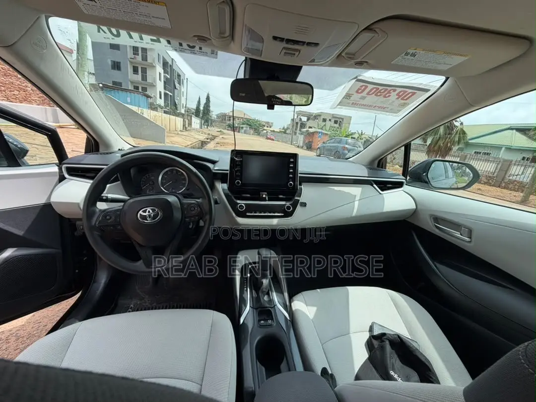 Toyota Corolla LE 2020 Black