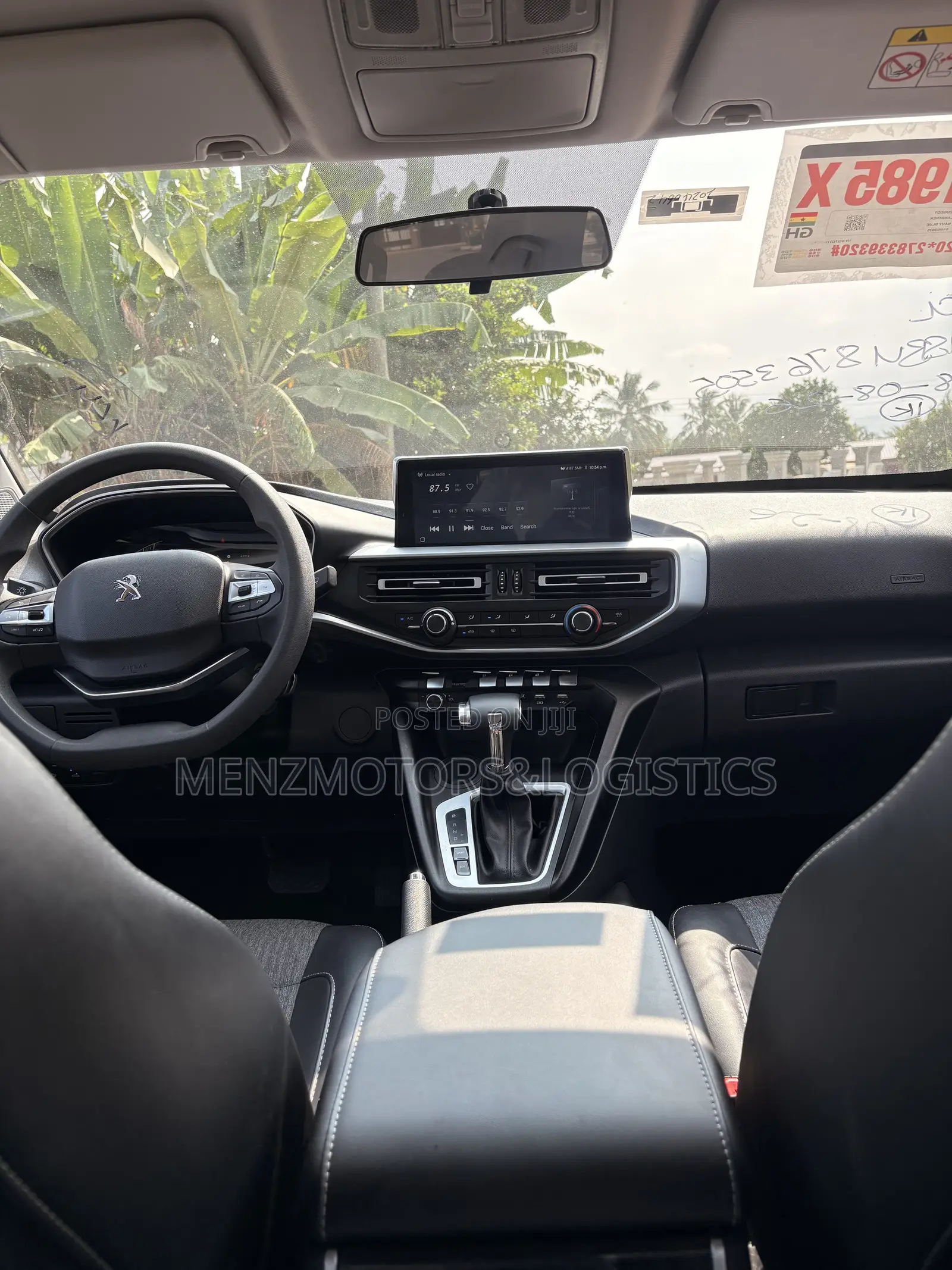 Peugeot Landtrek 2.4 Petrol Single Cab AWD 2024 Red