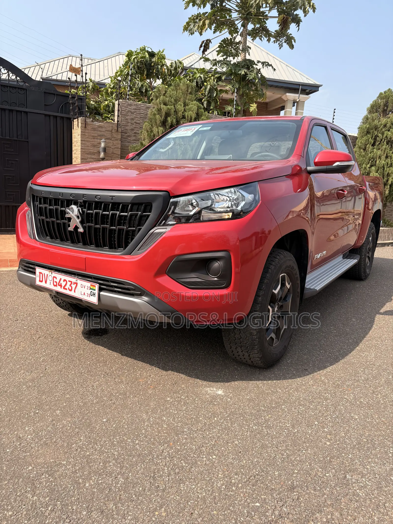 Peugeot Landtrek 2.4 Petrol Single Cab AWD 2024 Red