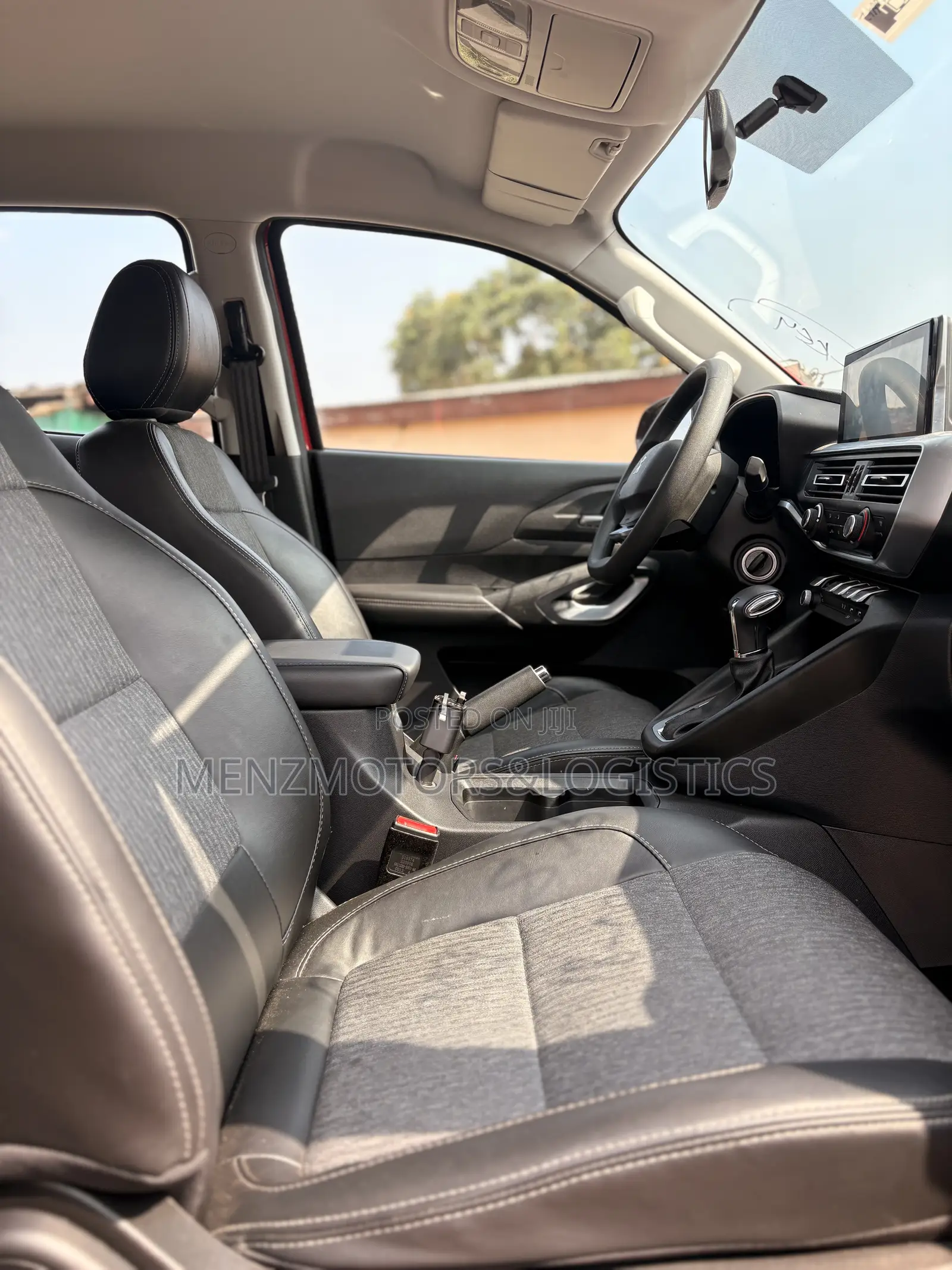 Peugeot Landtrek 2.4 Petrol Single Cab AWD 2024 Red