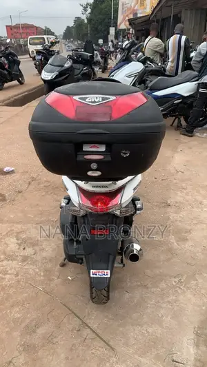 Honda 2021 White