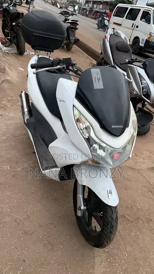 Honda 2021 White