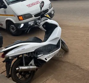 Honda 2021 White