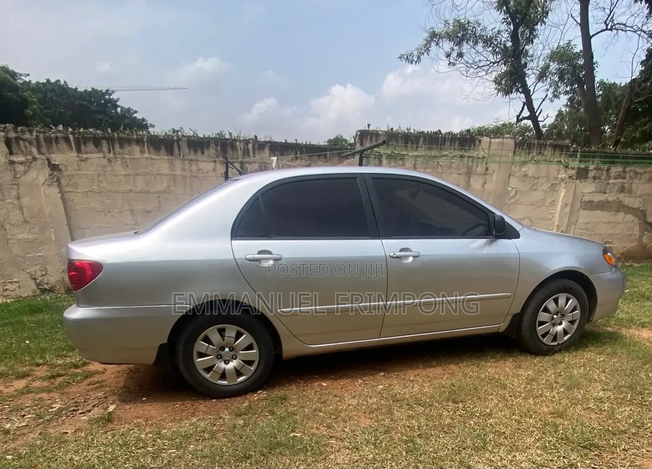 Toyota Corolla 2004 Silver