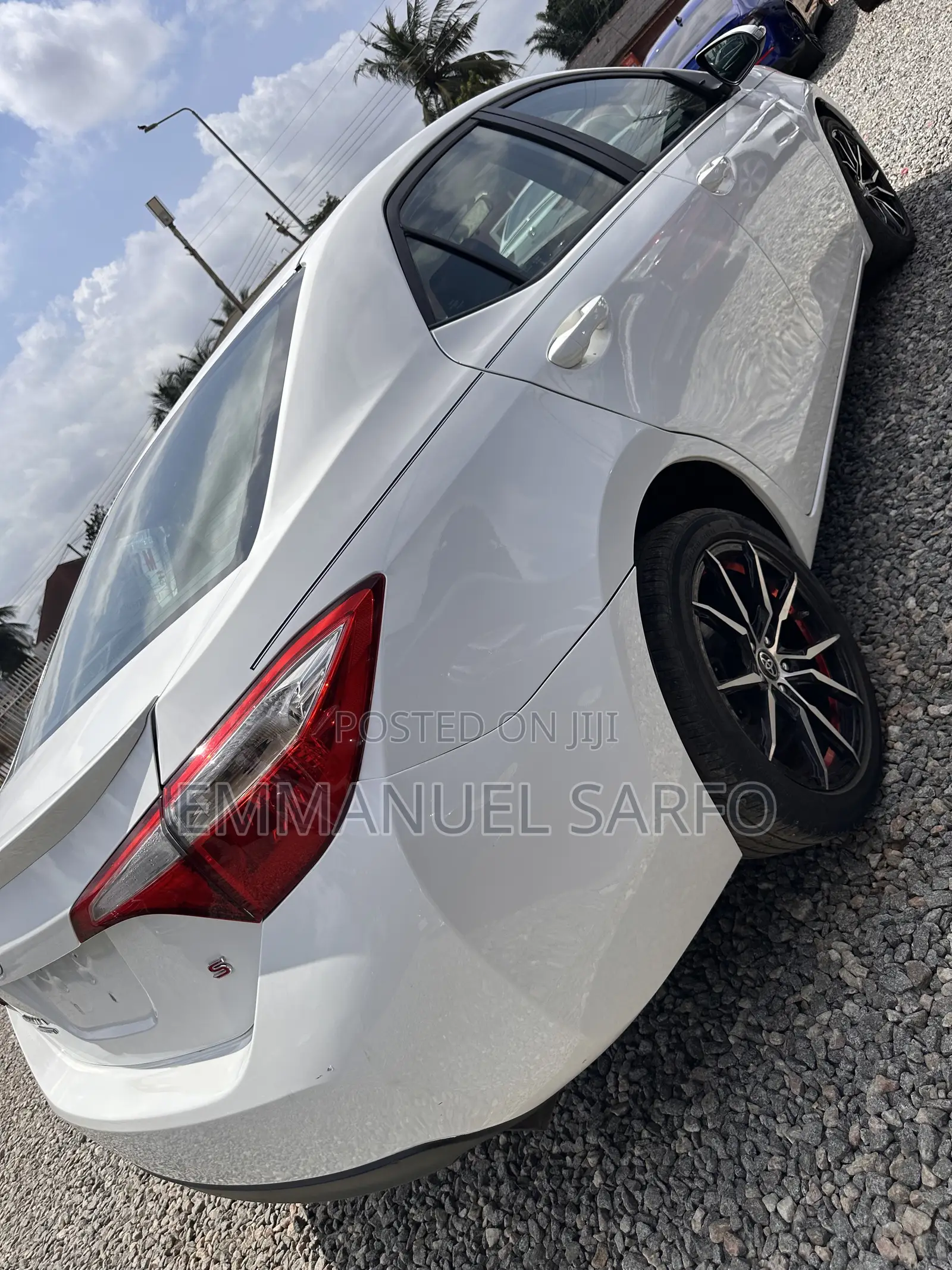 Toyota Corolla S 4dr Sedan (1.8L 4cyl CVT) 2016 White