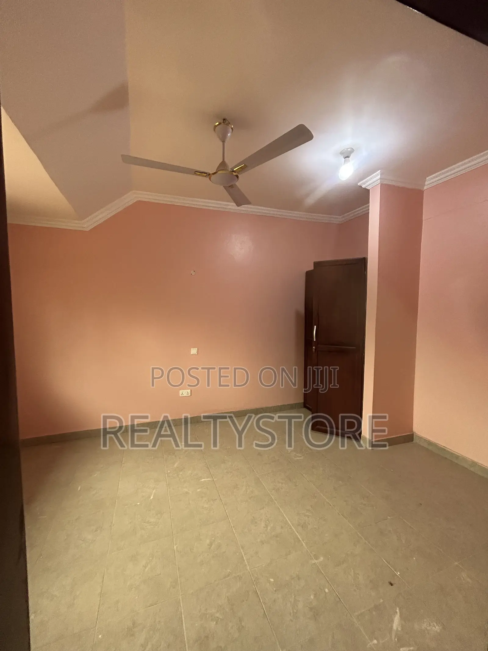 3bdrm Apartment in Adom, Accra Metropolitan for rent