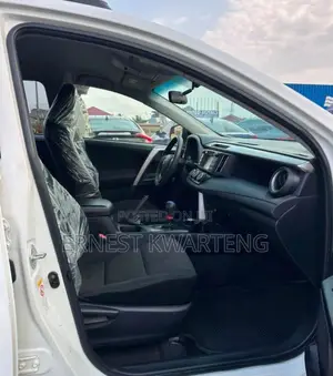 Toyota RAV4 2017 White